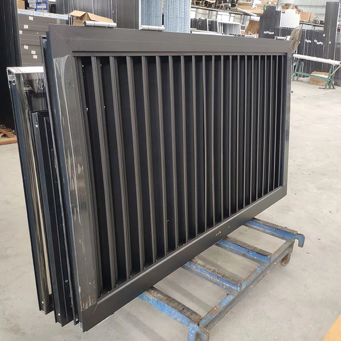 Aluminium Louvre Door