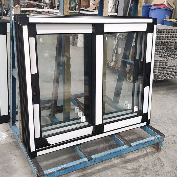 Tingkap Luar Aluminium